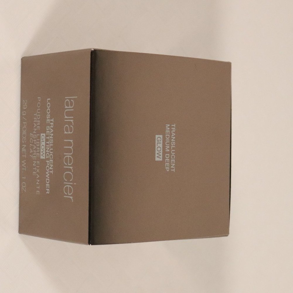 NWT Laura Mercier Translucent GLOW medium deep - Picture 4 of 10